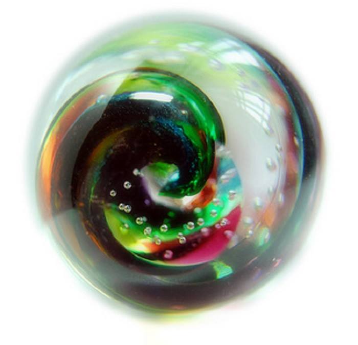 Three-dimensional, synthetic DNA-like crystals